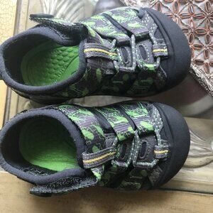 New Keen Boys/Girls Sz 4 Venice H2 Sandals Kids Toddler Summer